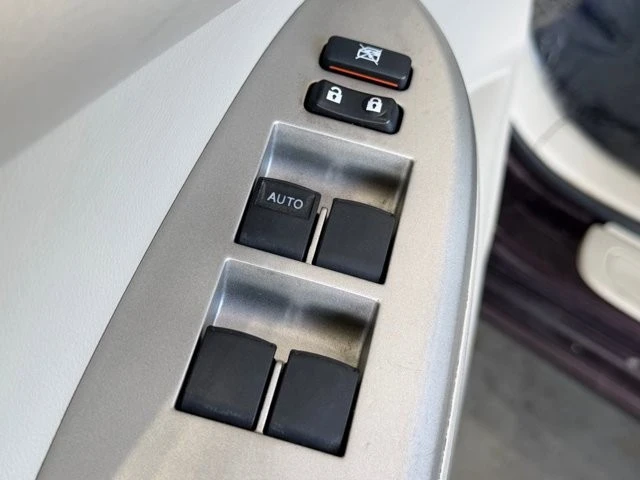 2013 Toyota Corolla 10th Gen - Image 18 of 21