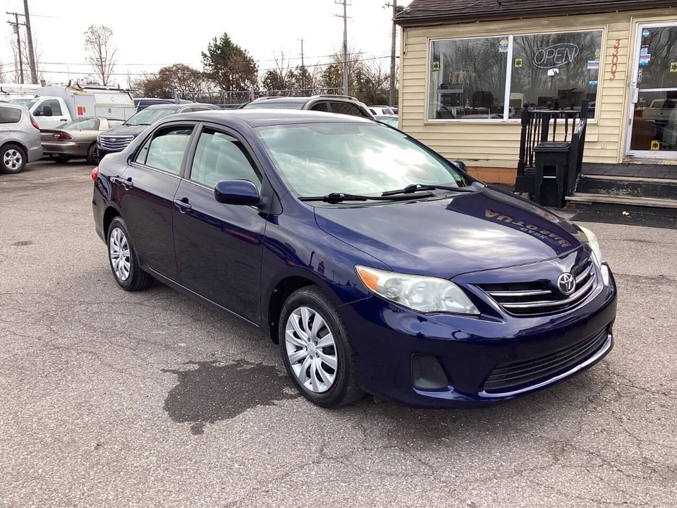 2013 Toyota Corolla 10th Gen - Image 3 of 21