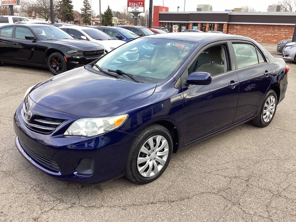 2013 Toyota Corolla 10th Gen - Image 2 of 21