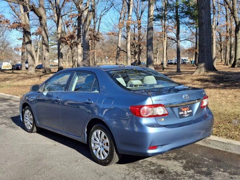 2013 Toyota Corolla 10th Gen - Image 7 of 12