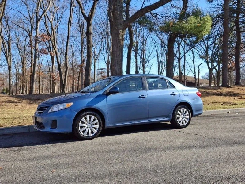 2013 Toyota Corolla 10th Gen - Image 8 of 12