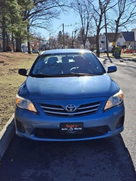 2013 Toyota Corolla 10th Gen - Image 5 of 12