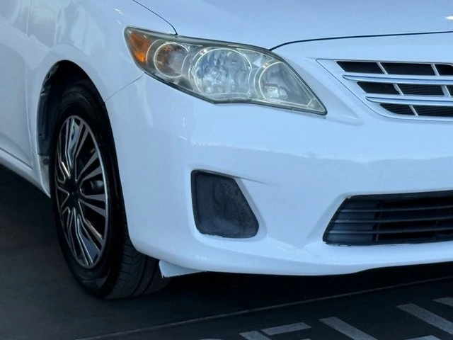 2013 Toyota Corolla 10th Gen - Image 8 of 12