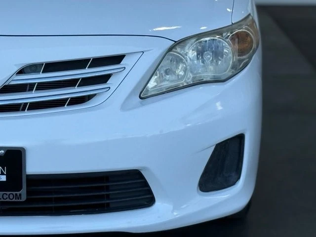 2013 Toyota Corolla 10th Gen - Image 5 of 12