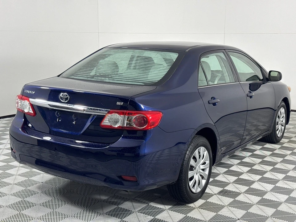 2013 Toyota Corolla 10th Gen - Image 5 of 12