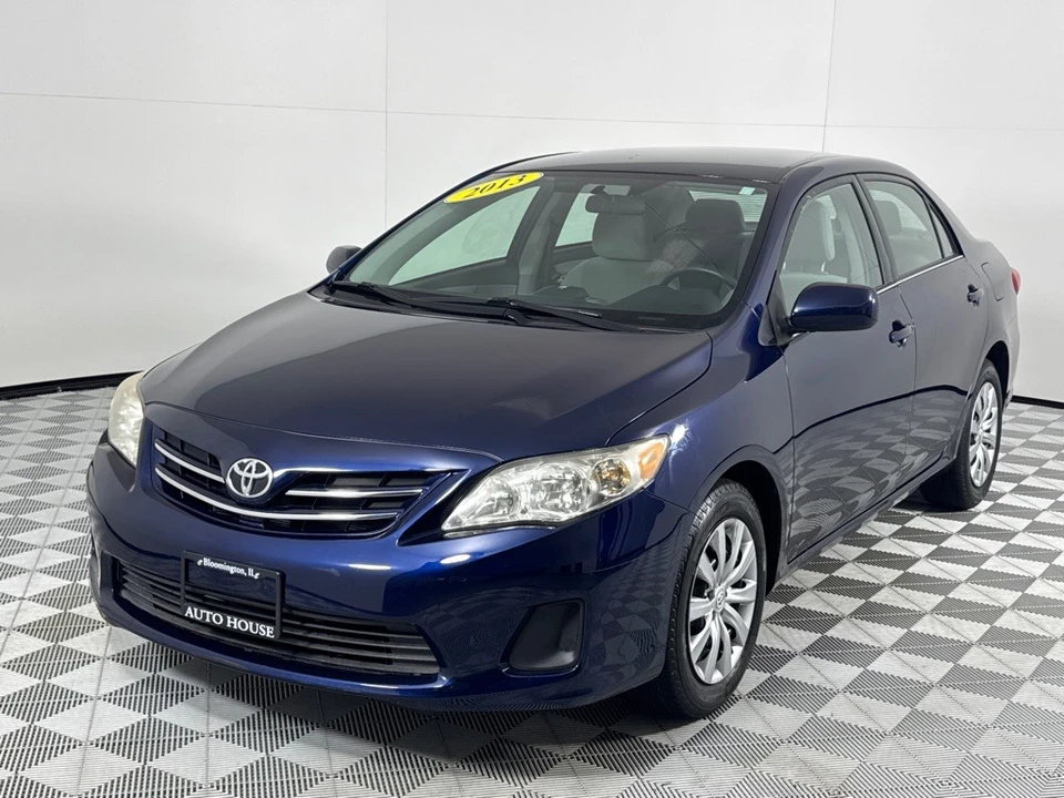 2013 Toyota Corolla 10th Gen - Image 10 of 12