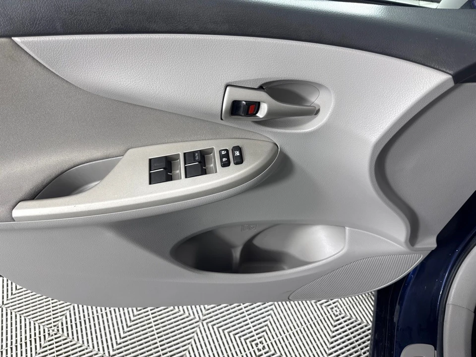 2013 Toyota Corolla 10th Gen - Image 12 of 12