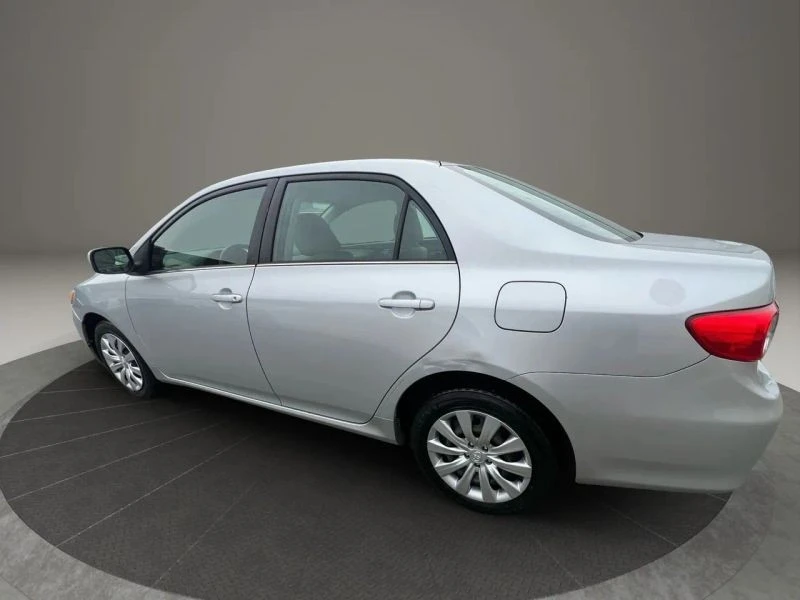 2013 Toyota Corolla 10th Gen - Image 7 of 12