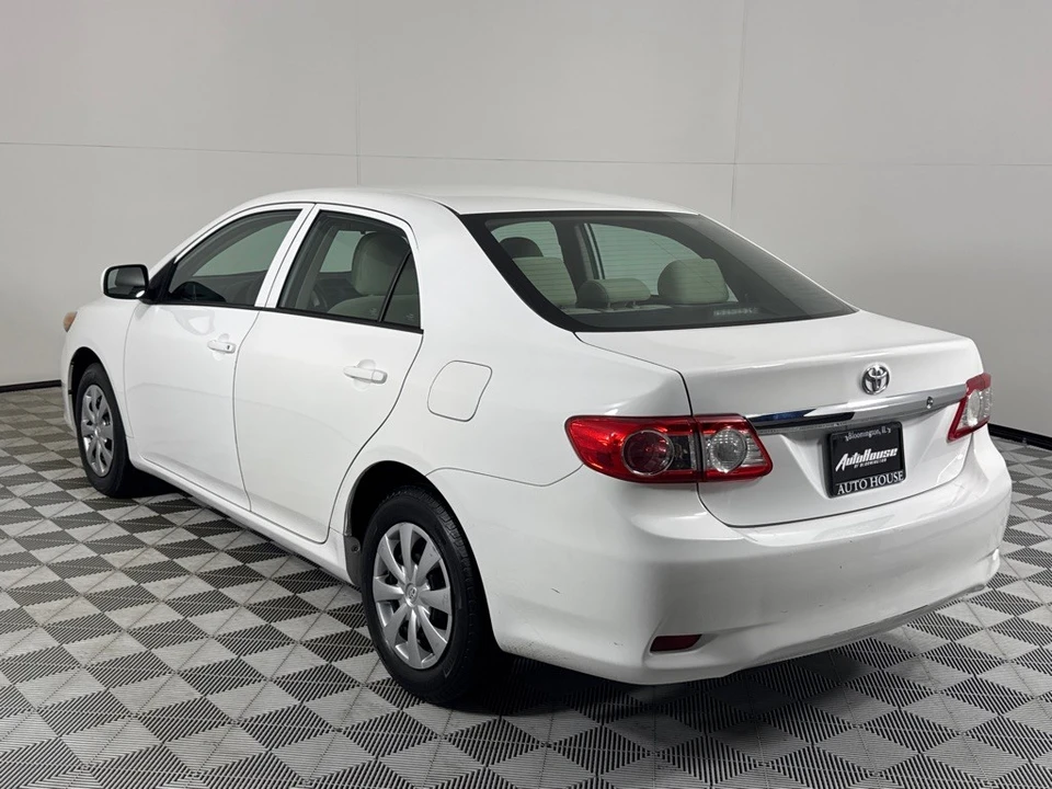 2013 Toyota Corolla 10th Gen - Image 6 of 21