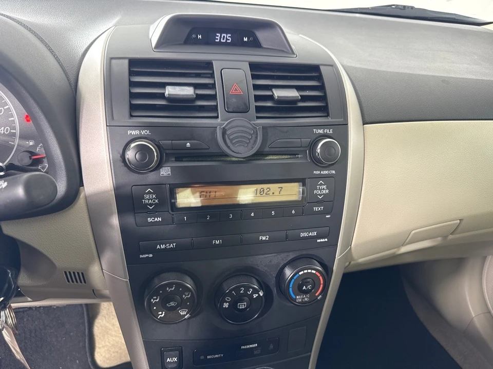 2013 Toyota Corolla 10th Gen - Image 16 of 21