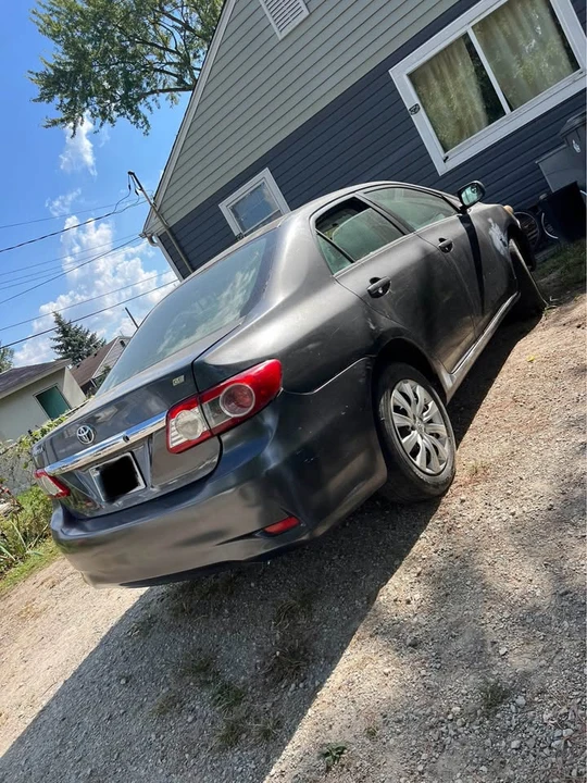 2013 Toyota Corolla 10th Gen - Image 4 of 8