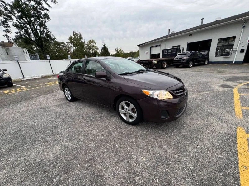 2013 Toyota Corolla 10th Gen - Image 5 of 12