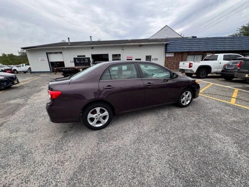 2013 Toyota Corolla 10th Gen - Image 8 of 12
