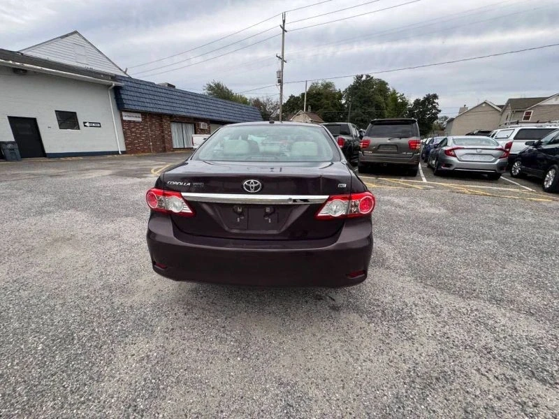 2013 Toyota Corolla 10th Gen - Image 11 of 12