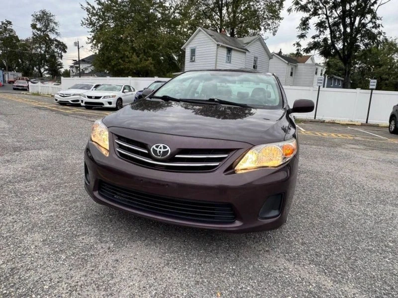 2013 Toyota Corolla 10th Gen - Image 2 of 12