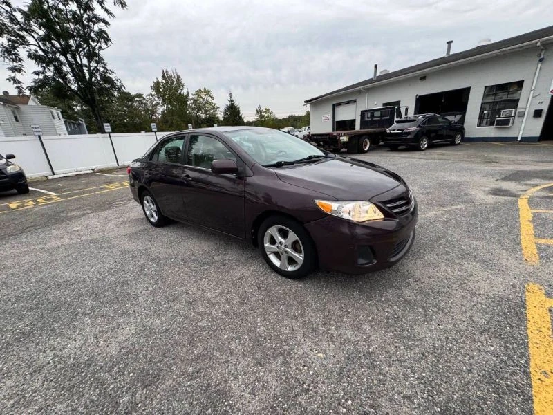 2013 Toyota Corolla 10th Gen - Image 5 of 12