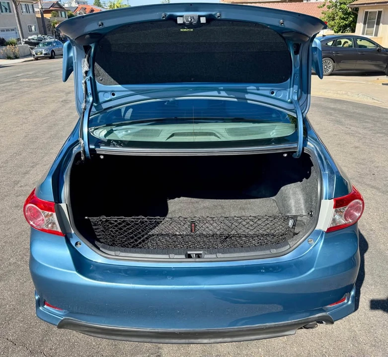2013 Toyota Corolla 10th Gen - Image 9 of 15