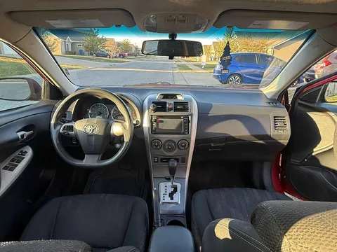 2013 Toyota Corolla 10th Gen - Image 4 of 12