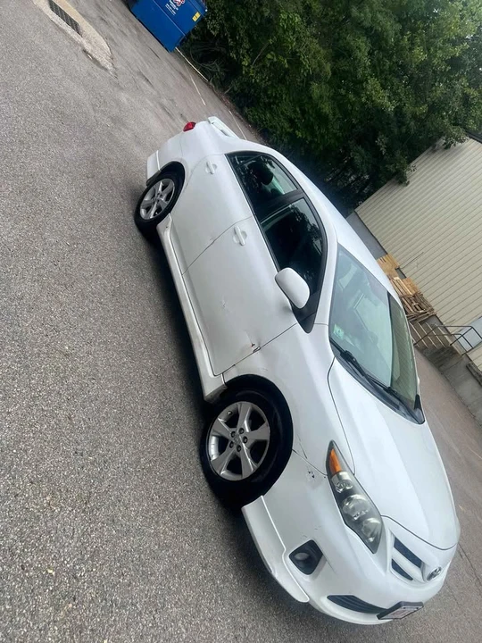 2013 Toyota Corolla 10th Gen - Image 11 of 13