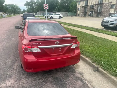2013 Toyota Corolla 10th Gen - Image 4 of 5