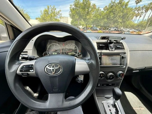 2013 Toyota Corolla 10th Gen - Image 12 of 21