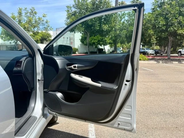 2013 Toyota Corolla 10th Gen - Image 18 of 21