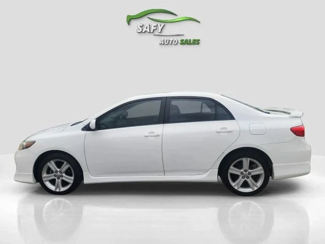 2013 Toyota Corolla 10th Gen - Image 3 of 21
