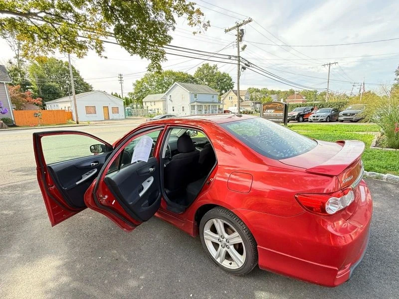 2013 Toyota Corolla 10th Gen - Image 9 of 12