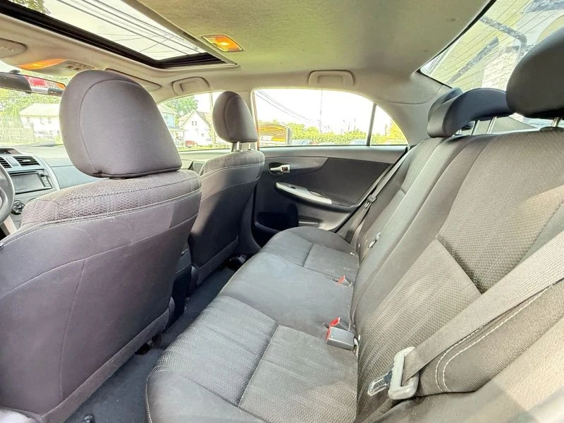 2013 Toyota Corolla 11th Gen - Image 10 of 12