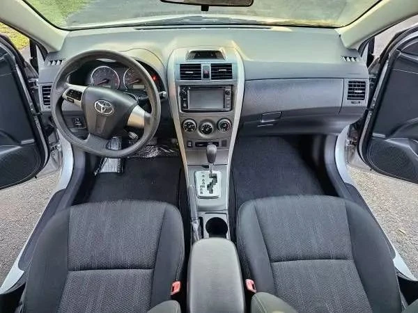 2013 Toyota Corolla 10th Gen - Image 10 of 21