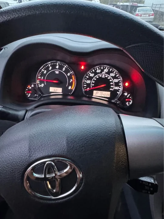 2013 Toyota Corolla 10th Gen - Image 7 of 13