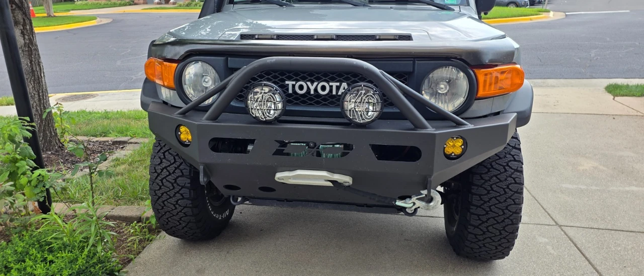 2013 Toyota FJ Cruiser - Image 17 of 31