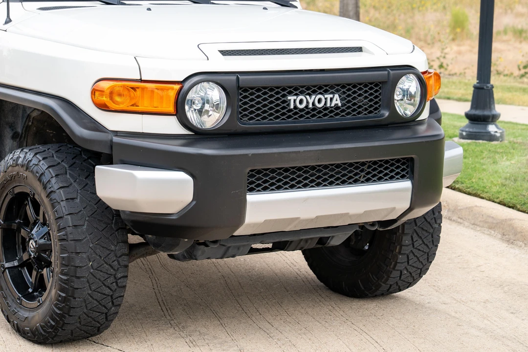 2013 Toyota FJ Cruiser - Image 22 of 31