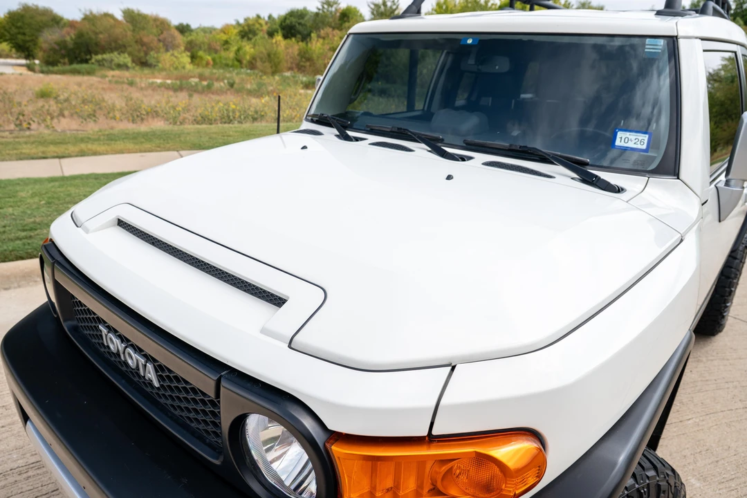 2013 Toyota FJ Cruiser - Image 31 of 31