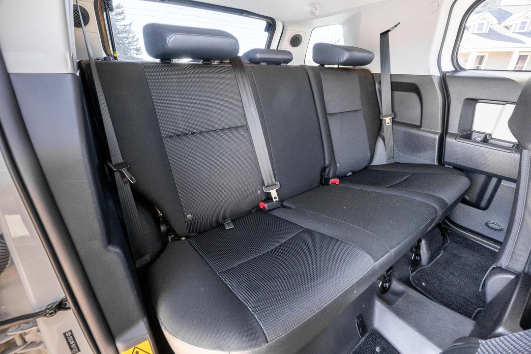 2013 Toyota FJ Cruiser - Image 22 of 31