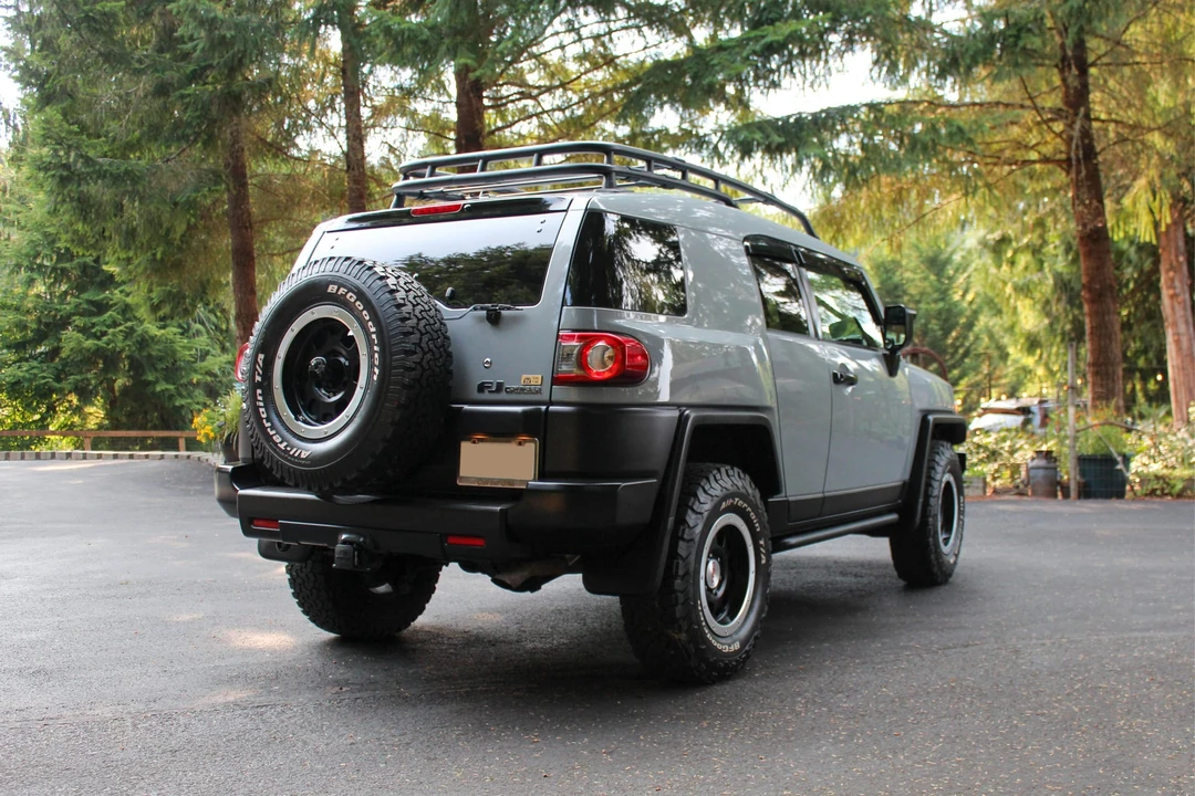 2013 Toyota FJ Cruiser - Image 11 of 31