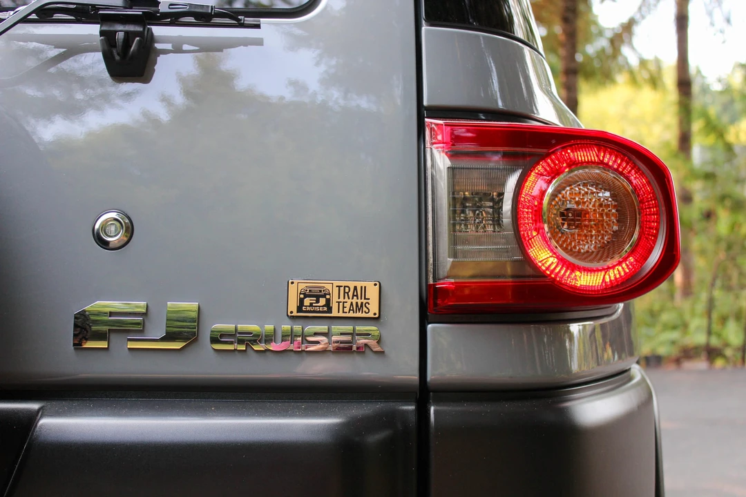 2013 Toyota FJ Cruiser - Image 25 of 31