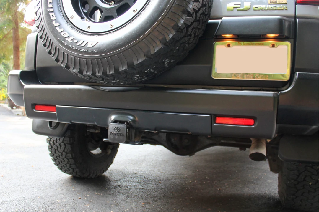 2013 Toyota FJ Cruiser - Image 27 of 31