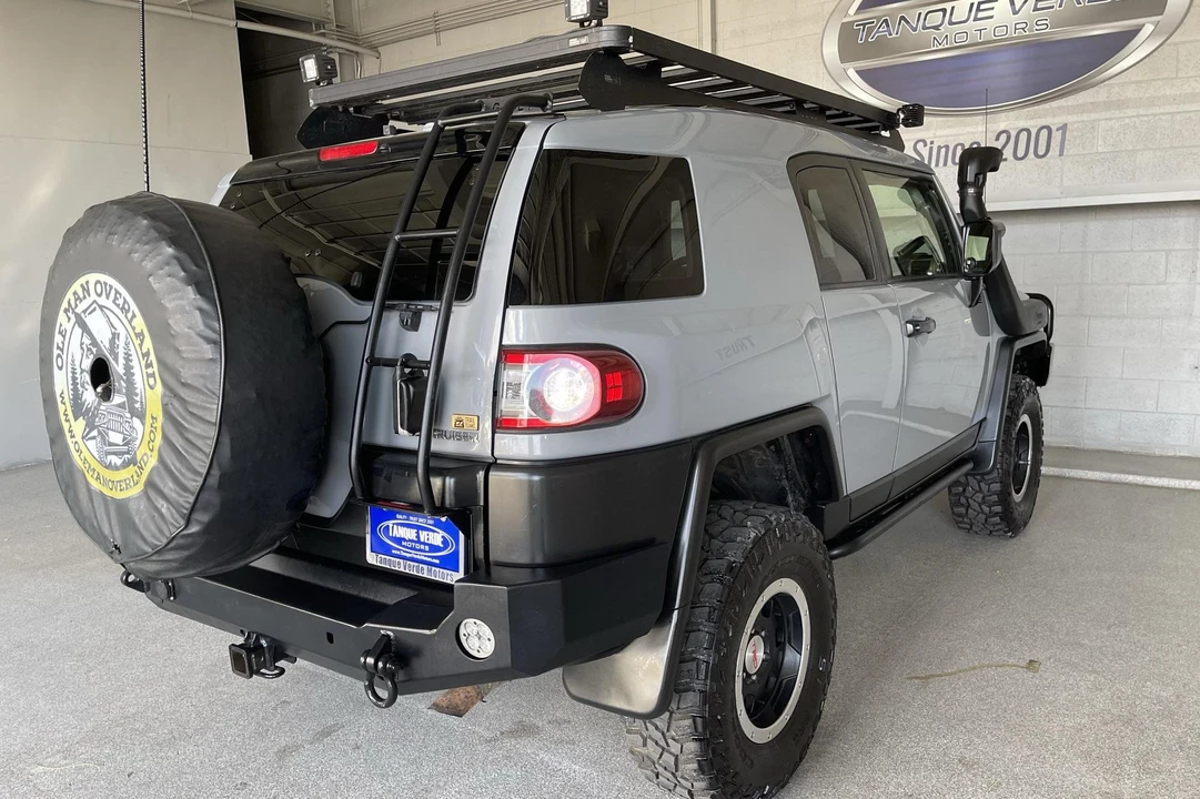 2013 Toyota FJ Cruiser - Image 4 of 8