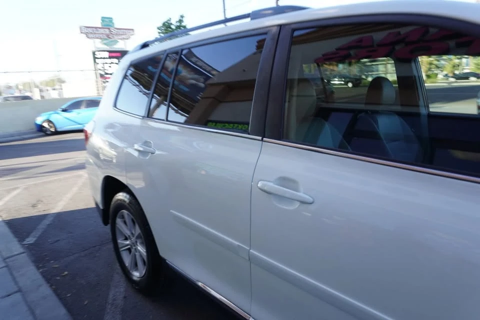 2013 Toyota Highlander - Image 5 of 20