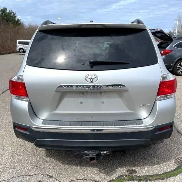 2013 Toyota Highlander - Image 6 of 12
