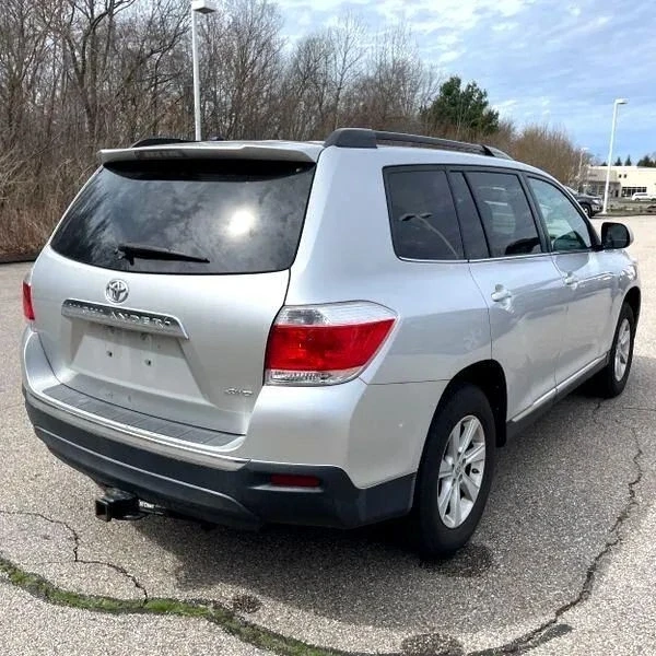 2013 Toyota Highlander - Image 7 of 12