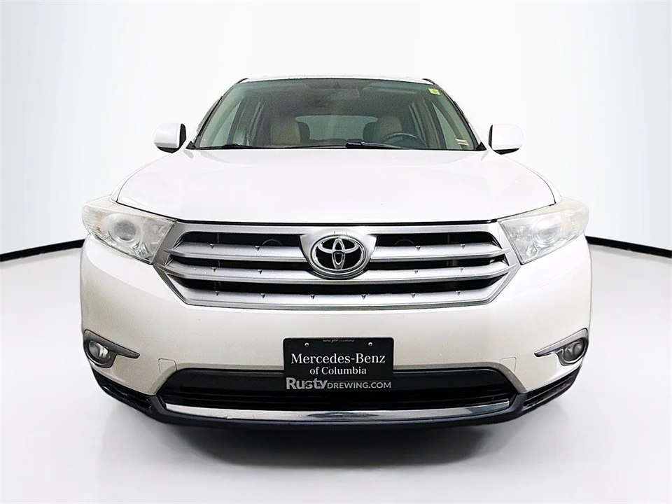 2013 Toyota Highlander - Image 2 of 12