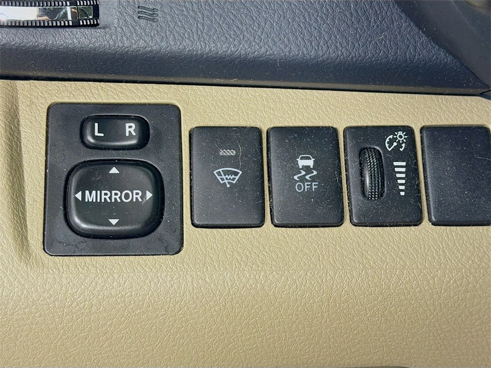 2013 Toyota Highlander - Image 11 of 12