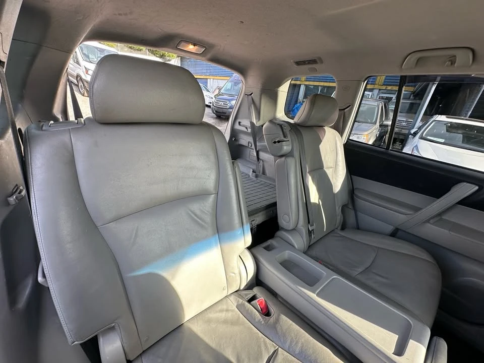 2013 Toyota Highlander - Image 11 of 20