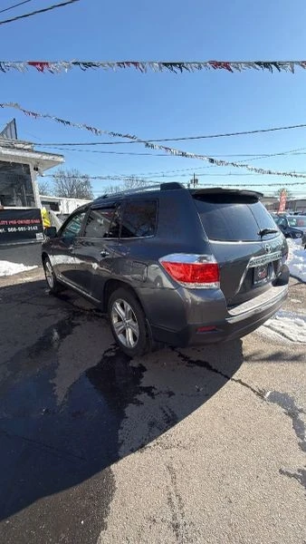 2013 Toyota Highlander - Image 3 of 7
