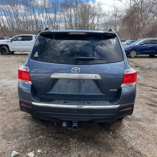 2013 Toyota Highlander - Image 7 of 12
