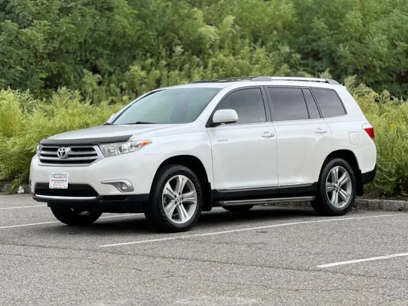 2013 Toyota Highlander - Image 4 of 12