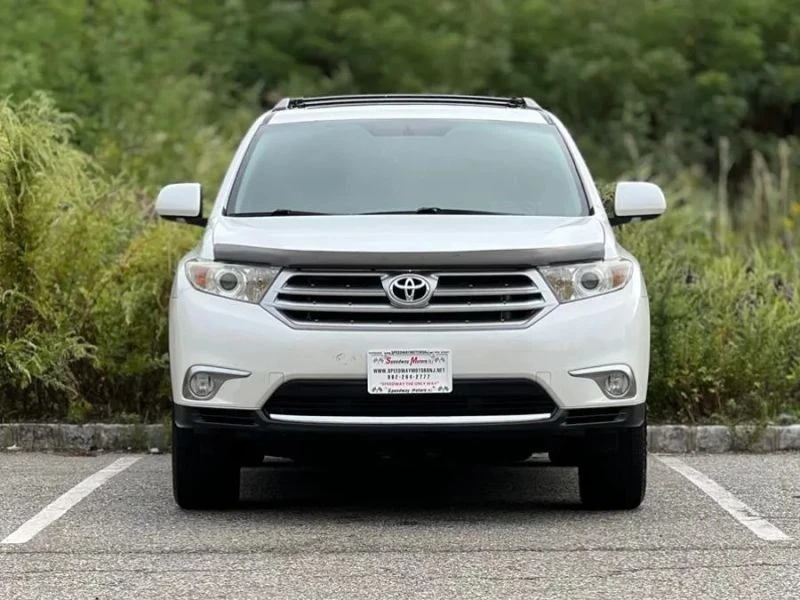 2013 Toyota Highlander - Image 3 of 12