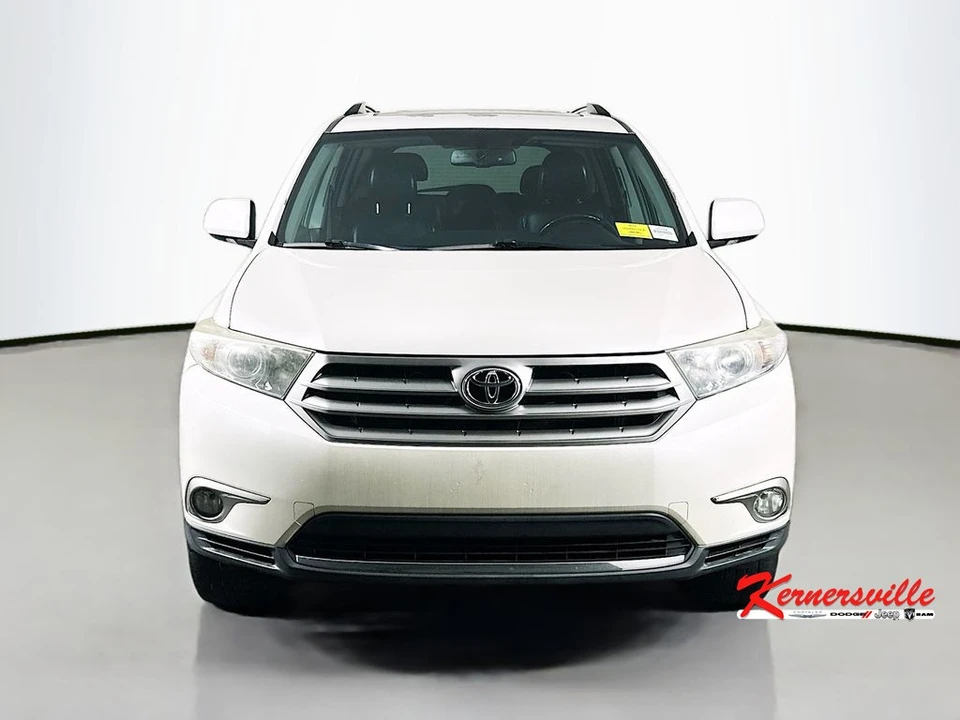 2013 Toyota Highlander - Image 2 of 12